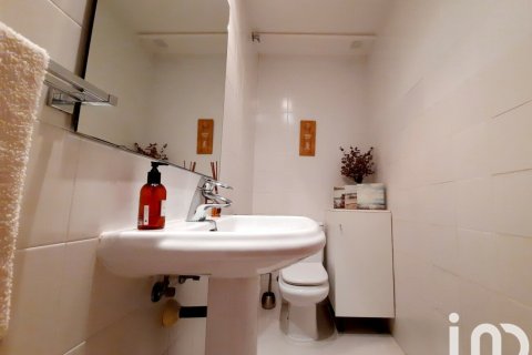 Сasa de 3 dormitorios en alquiler en Sant Vicenc De Montalt, Barcelona, Cataluña, Spain № 5148 - foto 9