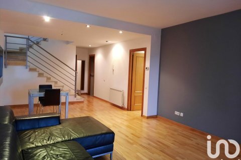 Сasa de 3 dormitorios en alquiler en Sant Vicenc De Montalt, Barcelona, Cataluña, Spain № 5148 - foto 4