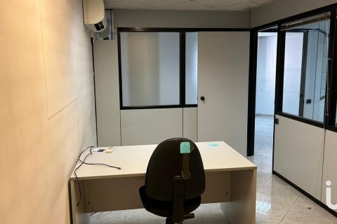 Снять в аренду офис в Молле-дель-Вальес, Испания 170м², № 5145 - фото 14