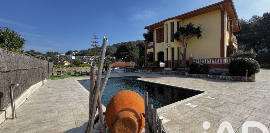 3 bedrooms house for sale in Calafell, Tarragona, Catalonia, Spain № 7506