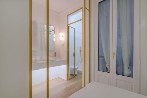 Купить дом в Старый город, Барселона, Испания с 2 спальни, 95м², № 2311 - фото 7