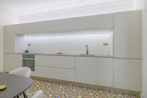 Купить дом в Старый город, Барселона, Испания с 2 спальни, 95м², № 2311 - фото 10