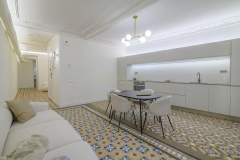 Купить дом в Старый город, Барселона, Испания с 2 спальни, 95м², № 2311 - фото 24