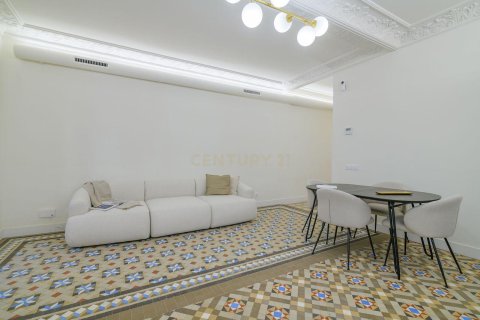 Купить дом в Старый город, Барселона, Испания с 2 спальни, 95м², № 2311 - фото 23