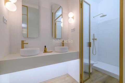 Купить квартиру в Старый город, Барселона, Испания с 2 спальни, 95м², № 2314 - фото 4