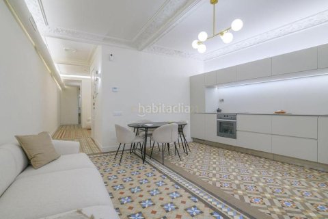 Купить квартиру в Старый город, Барселона, Испания с 2 спальни, 95м², № 2314 - фото 25