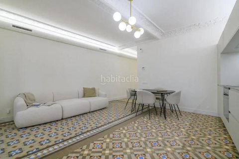 Купить квартиру в Старый город, Барселона, Испания с 2 спальни, 95м², № 2314 - фото 17