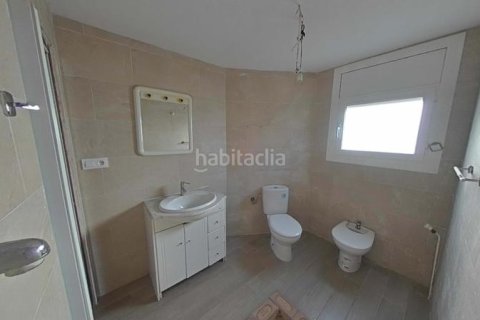 Купить дом в Санта-Эулалия де Ронкана, Испания с 4 спальни, 256м², № 2312 - фото 27