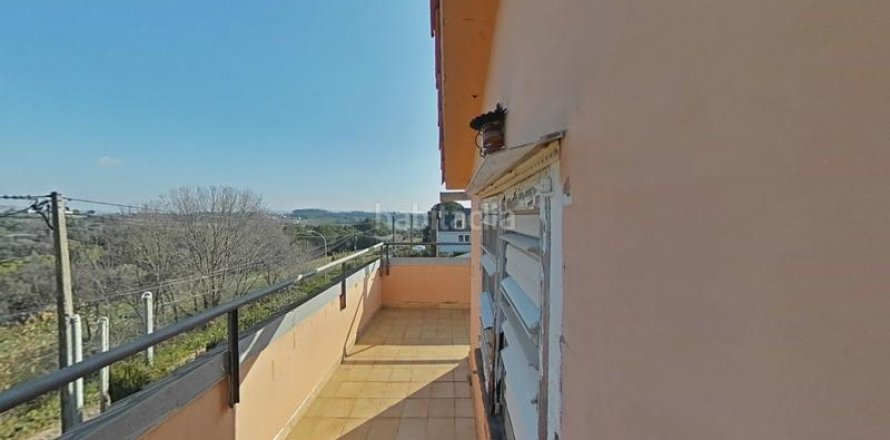 Дом с 4 спальнями в Санта-Эулалии де Ронкане, Барселона, Каталония, Испания № 2312