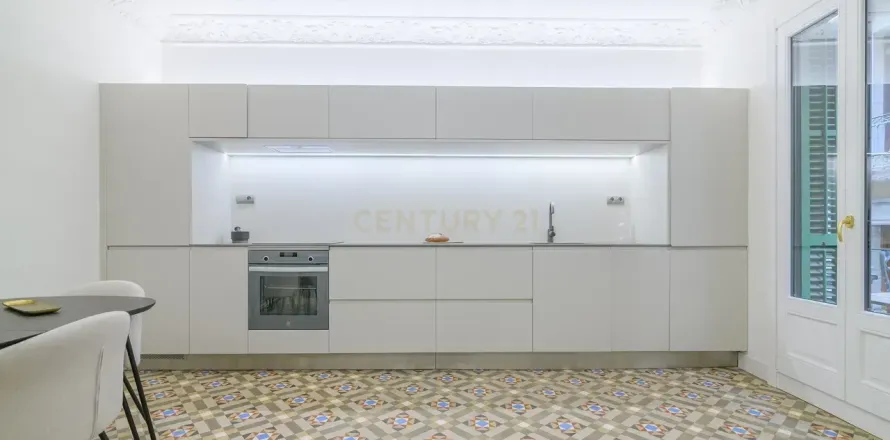 Квартира с 2 спальнями в Старый городе, Барселона, Каталония, Испания № 2313