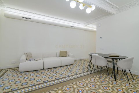 Купить квартиру в Старый город, Барселона, Испания с 2 спальни, 95м², № 2313 - фото 22