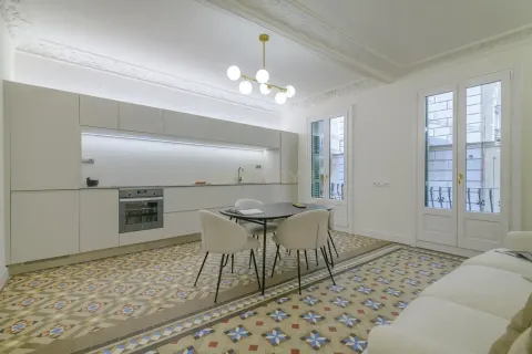 Купить квартиру в Старый город, Барселона, Испания с 2 спальни, 95м², № 2313 - фото 20