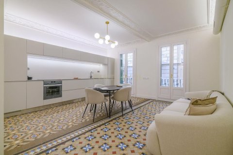 Купить квартиру в Старый город, Барселона, Испания с 2 спальни, 95м², № 2313 - фото 19