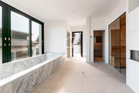 Villa de 5 dormitorios en alquiler en Castelldefels, Barcelona, Cataluña, Spain № 4602 - foto 19