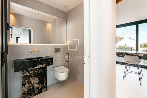 Villa de 5 dormitorios en alquiler en Castelldefels, Barcelona, Cataluña, Spain № 4602 - foto 30