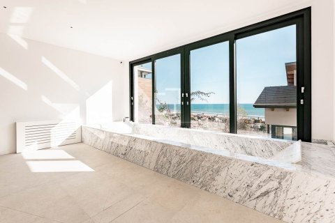 Villa de 5 dormitorios en alquiler en Castelldefels, Barcelona, Cataluña, Spain № 4602 - foto 20