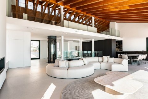 Villa de 5 dormitorios en alquiler en Castelldefels, Barcelona, Cataluña, Spain № 4602 - foto 5