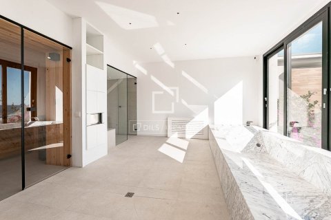 Villa de 5 dormitorios en alquiler en Castelldefels, Barcelona, Cataluña, Spain № 4602 - foto 22