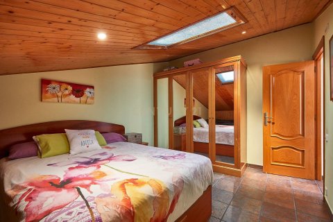 4 bedrooms house for sale in Sabadell, Barcelona, Catalonia, Spain № 7300 - photo 2
