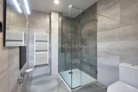 4 bedrooms house for sale in Sabadell, Barcelona, Catalonia, Spain № 7300 - photo 15