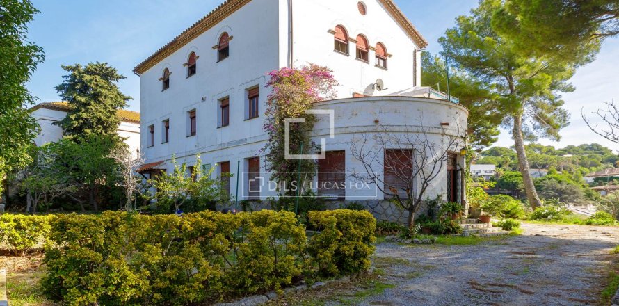 9 chambres villa à vendre à Premia De Dalt, Barcelona, Catalonia, Spain № 4502