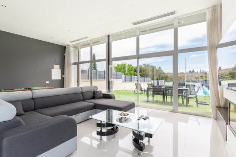 7 chambres villa à louer à Castelldefels, Barcelona, Catalonia, Spain № 4508 - photo 6