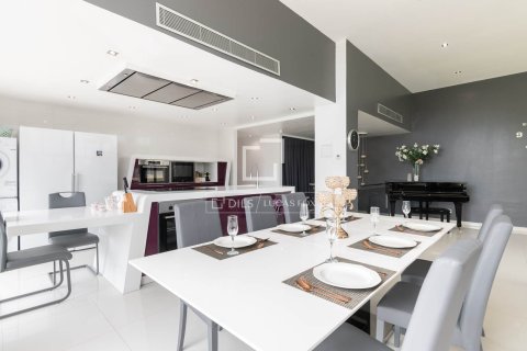 7 chambres villa à louer à Castelldefels, Barcelona, Catalonia, Spain № 4508 - photo 7