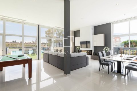 7 chambres villa à louer à Castelldefels, Barcelona, Catalonia, Spain № 4508 - photo 13