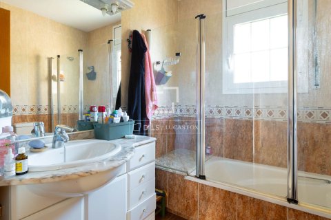 4 chambres villa à vendre à Teia, Barcelona, Catalonia, Spain № 3862 - photo 21