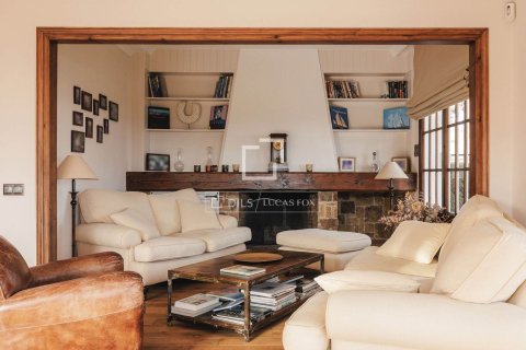 6 chambres villa à vendre à Cabrera de Mar, Barcelona, Catalonia, Spain № 3858 - photo 5