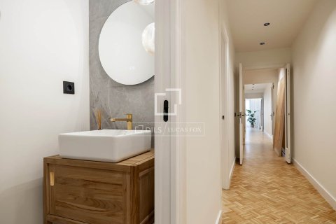 3 bedrooms apartment for sale in Barcelona, Catalonia, Spain № 6392 - photo 20