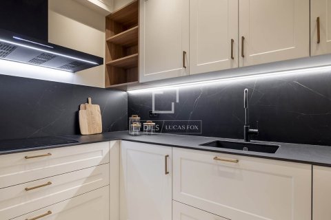 3 bedrooms apartment for sale in Barcelona, Catalonia, Spain № 6392 - photo 12