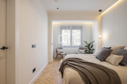 3 bedrooms apartment for sale in Barcelona, Catalonia, Spain № 6392 - photo 24