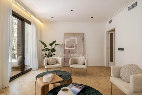 3 bedrooms apartment for sale in Barcelona, Catalonia, Spain № 6392 - photo 5