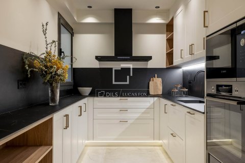 3 bedrooms apartment for sale in Barcelona, Catalonia, Spain № 6392 - photo 11