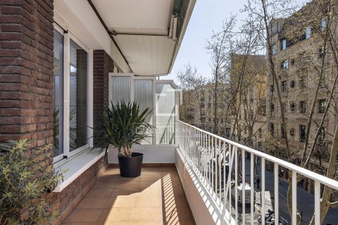 3 bedrooms apartment for sale in Barcelona, Catalonia, Spain № 6392 - photo 8