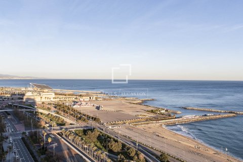 3 bedrooms apartment for sale in Barcelona, Catalonia, Spain № 6393