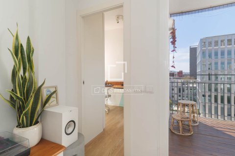 3 bedrooms apartment for sale in Barcelona, Catalonia, Spain № 6389 - photo 11