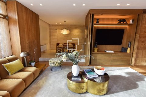 4 chambres apartment à vendre à Barcelona, Catalonia, Spain № 6395 - photo 8