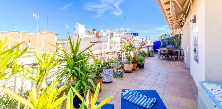2 bedrooms penthouse for sale in Sitges, Barcelona, Catalonia, Spain № 6391