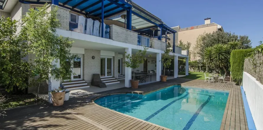 Дом с 7 спальнями в Барселоне, Каталония, Испания № 1608