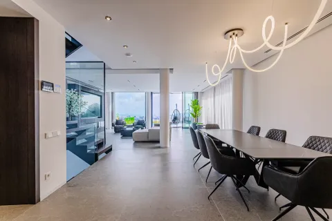 Купить дом в Барселона, Испания с 8 комнат, 710м², № 1607 - фото 4