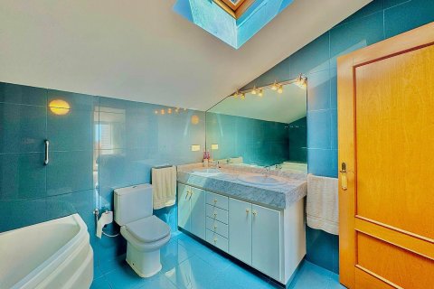 Купить квартиру в Паламос, Испания с 4 комнаты, № 1609 - фото 23