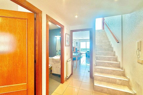 Купить квартиру в Паламос, Испания с 4 комнаты, № 1609 - фото 3