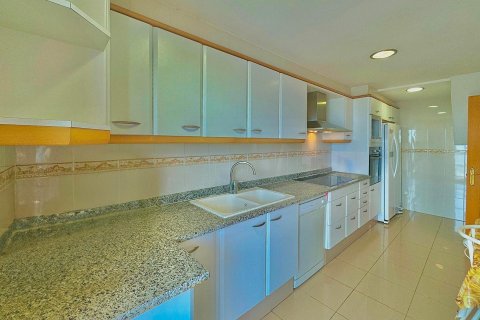 Купить квартиру в Паламос, Испания с 4 комнаты, № 1609 - фото 9