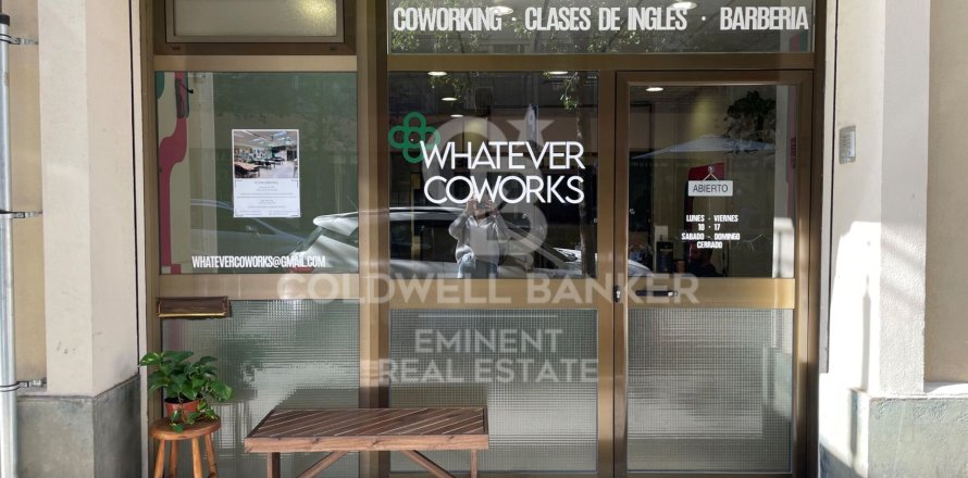 Офис студия в Барселоне, Каталония, Испания № 6108