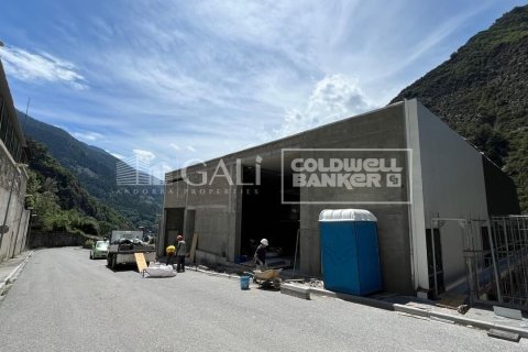 Коммерческая недвижимость 310м² в Принципате Андорре , Лерида, Каталония, Испания № 6109