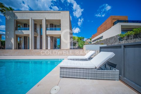 6 bedrooms house for rent in Gava, Barcelona, Catalonia, Spain № 6111 - photo 2