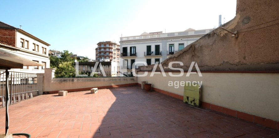 Таунхаус с 2 спальнями в Орта-Гинардо, Барселона, Каталония, Испания № 2045