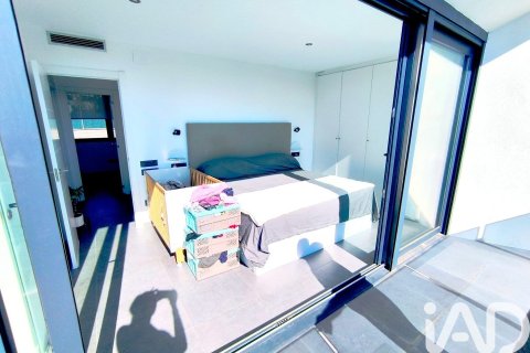 3 bedrooms house for sale in Roda de Berà, Tarragona, Catalonia, Spain № 7547 - photo 17